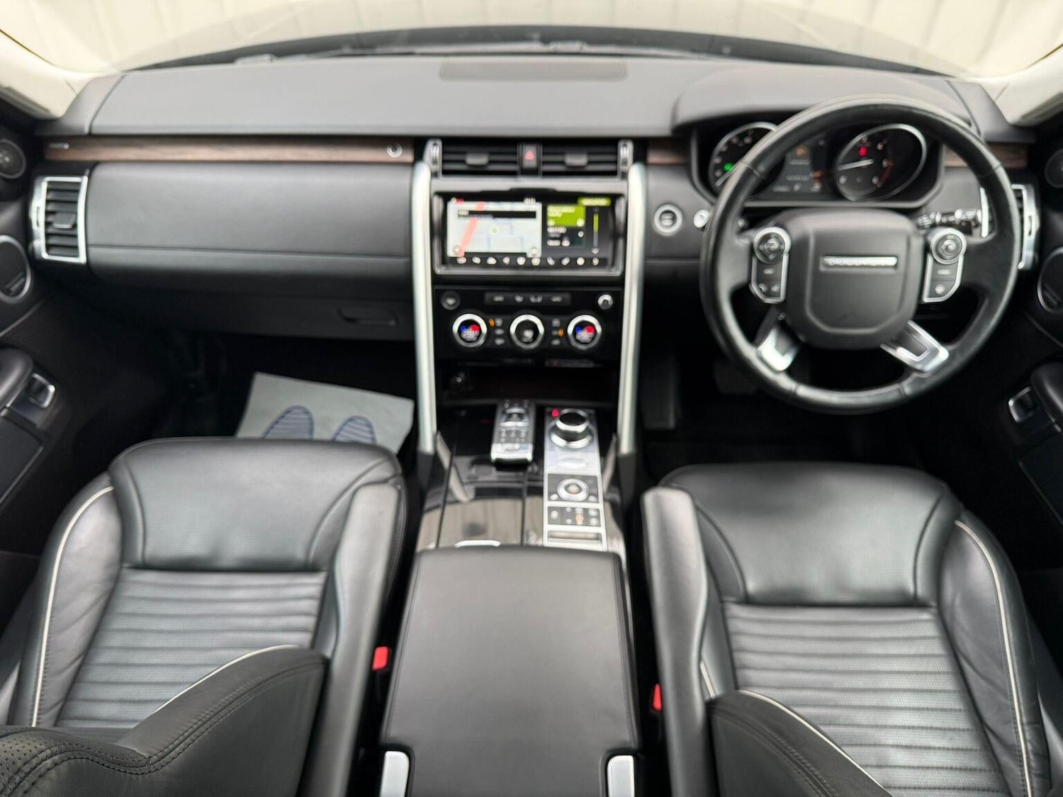 Used Land Rover Discovery 2017 for sale - 76817539: Photo 48