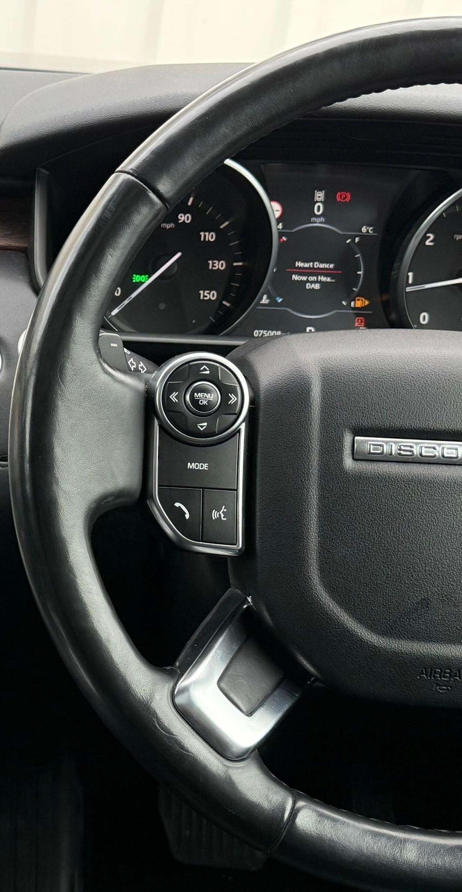 Used Land Rover Discovery 2017 for sale - 76817539: Photo 51