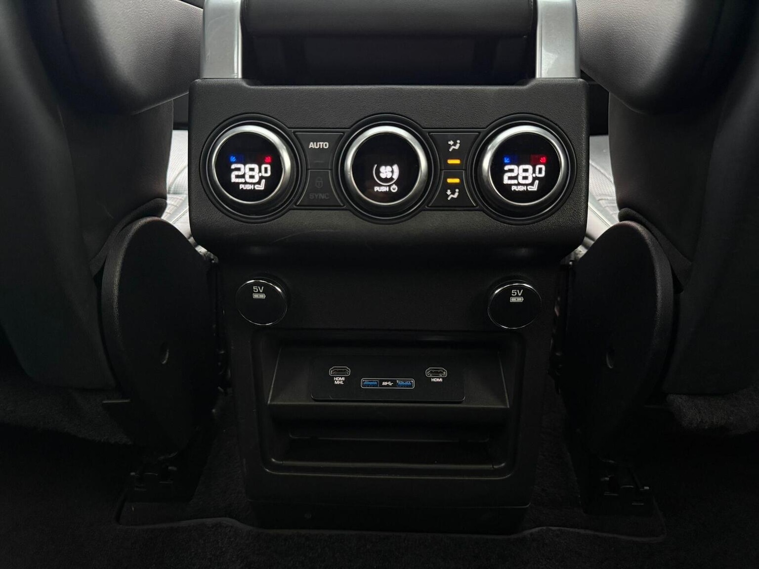 Used Land Rover Discovery 2017 for sale - 76817539: Photo 57