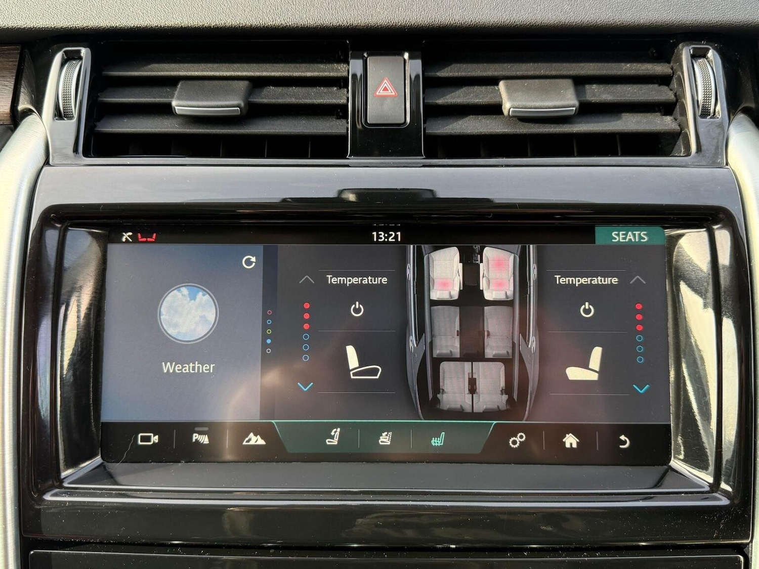 Used Land Rover Discovery 2017 for sale - 76817539: Photo 62