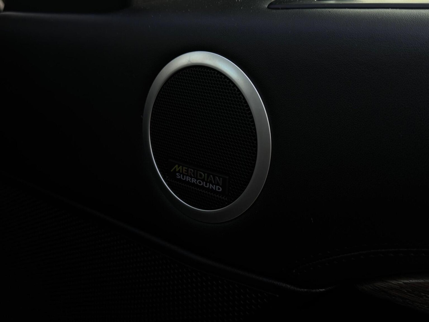 Used Land Rover Discovery 2017 for sale - 76817539: Photo 78