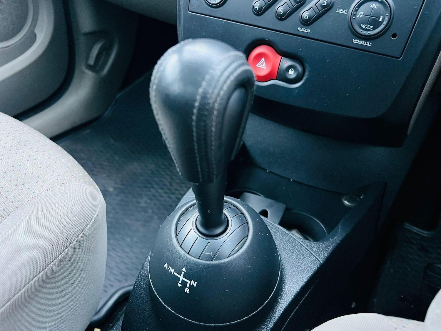 Used Renault Clio 2007 for sale - 77438466: Photo 13