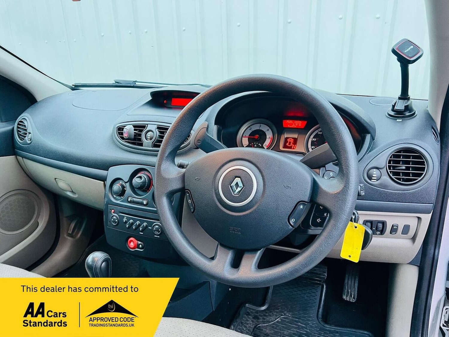 Used Renault Clio 2007 for sale - 77438466: Photo 2