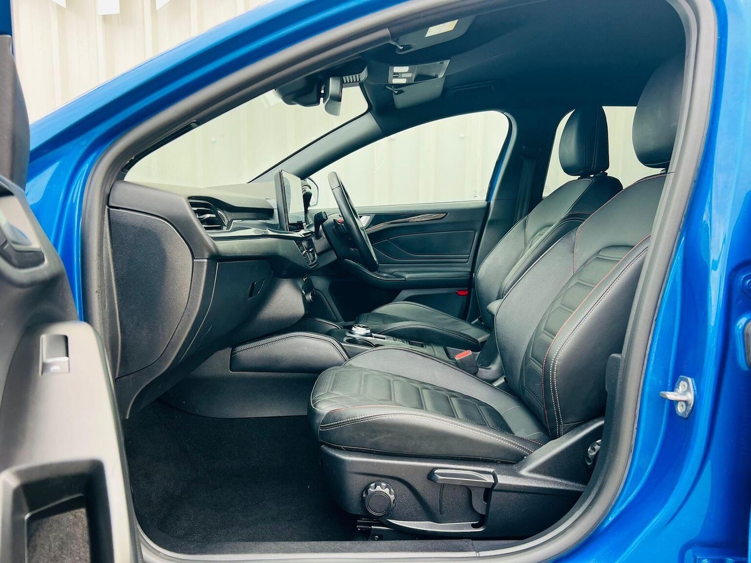 Used Ford Focus 2022 for sale - 76488636: Photo 32