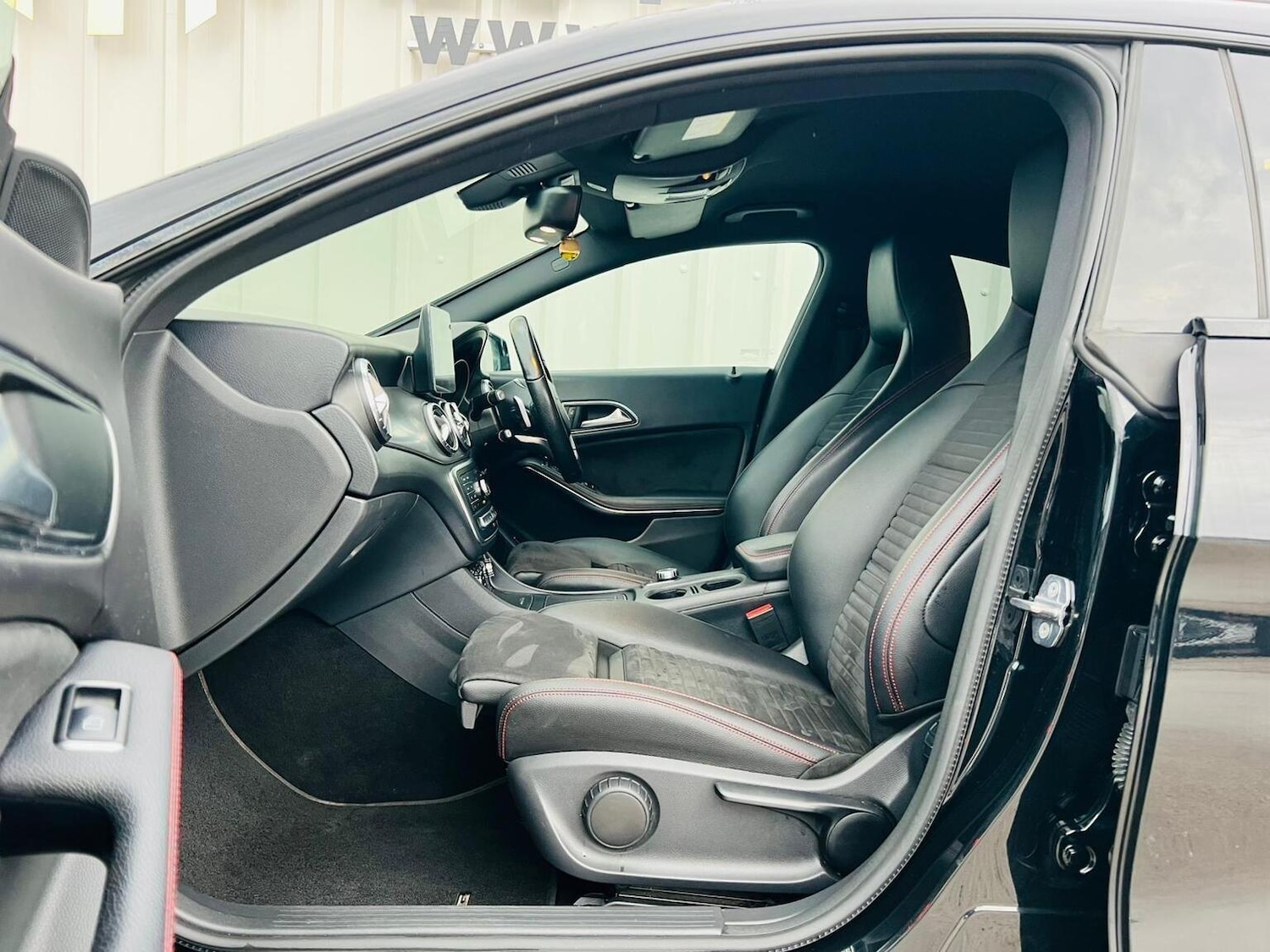 Used Mercedes-Benz CLA 2018 for sale - 77638618: Photo 31