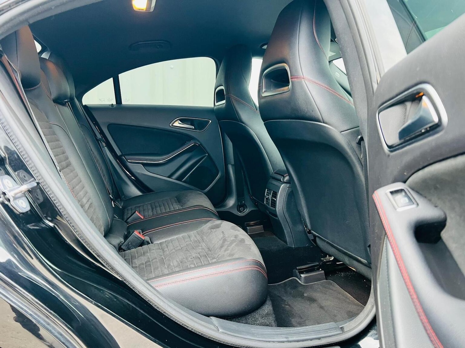 Used Mercedes-Benz CLA 2018 for sale - 77638618: Photo 32