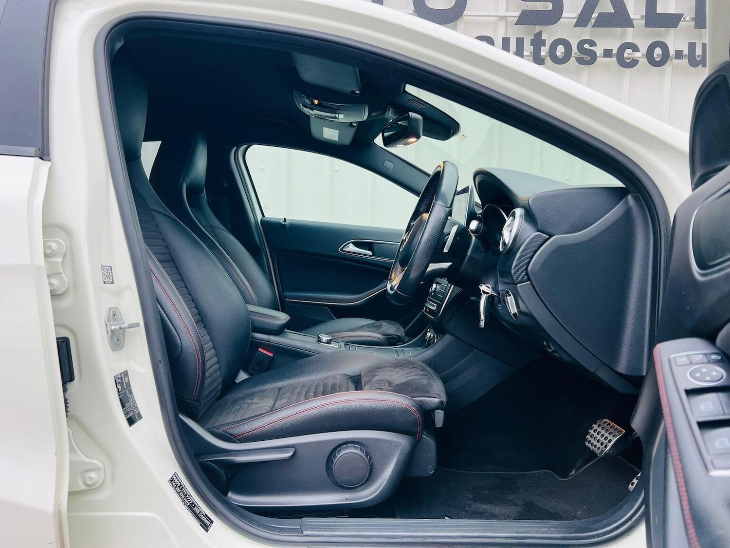 Used Mercedes-Benz A-Class 2015 for sale - 76974355: Photo 27