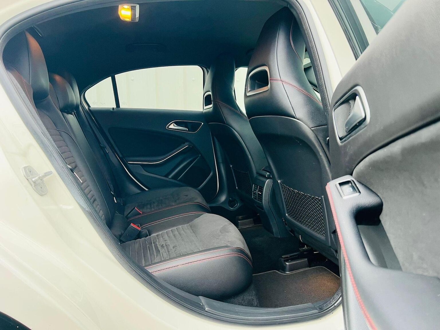 Used Mercedes-Benz A-Class 2015 for sale - 76974355: Photo 29