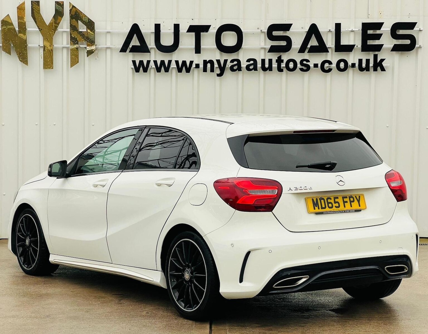 Used Mercedes-Benz A-Class 2015 for sale - 76974355: Photo 5