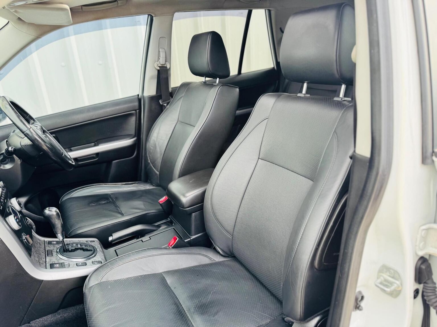 Used Suzuki Grand Vitara 2011 for sale - 77836892: Photo 18