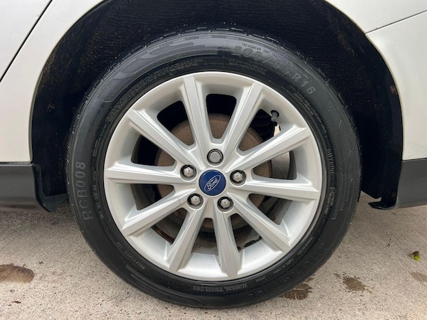Used Ford Focus 2015 for sale - 76126364: Photo 21