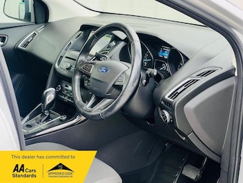 Used Ford Focus 2015 for sale - 76126364: Photo 2