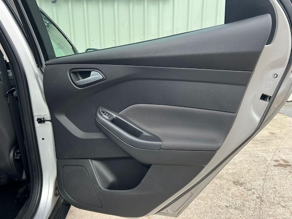 Used Ford Focus 2015 for sale - 76126364: Photo 34