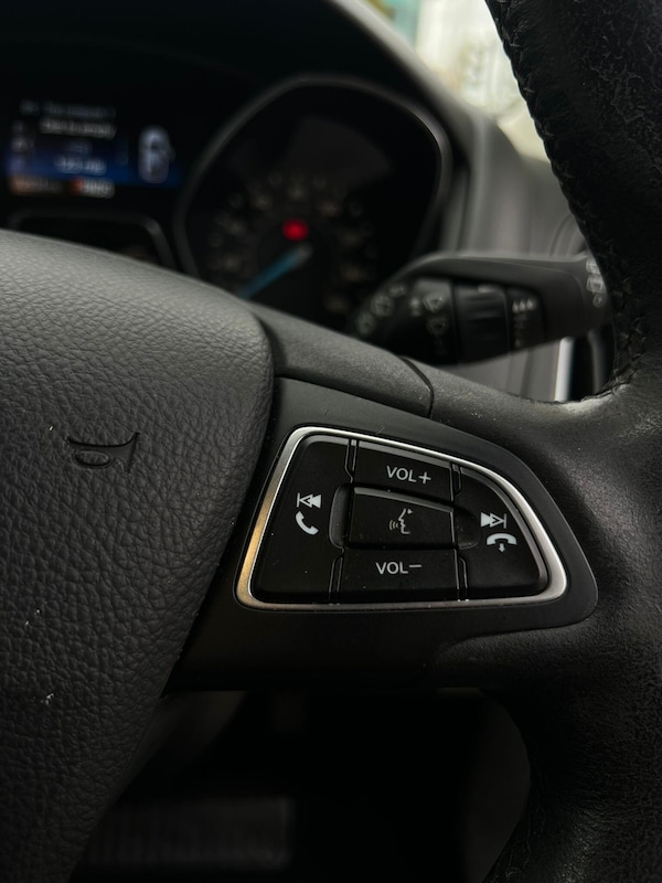Used Ford Focus 2015 for sale - 76126364: Photo 41