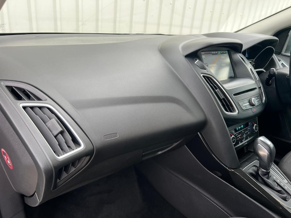 Used Ford Focus 2015 for sale - 76126364: Photo 44