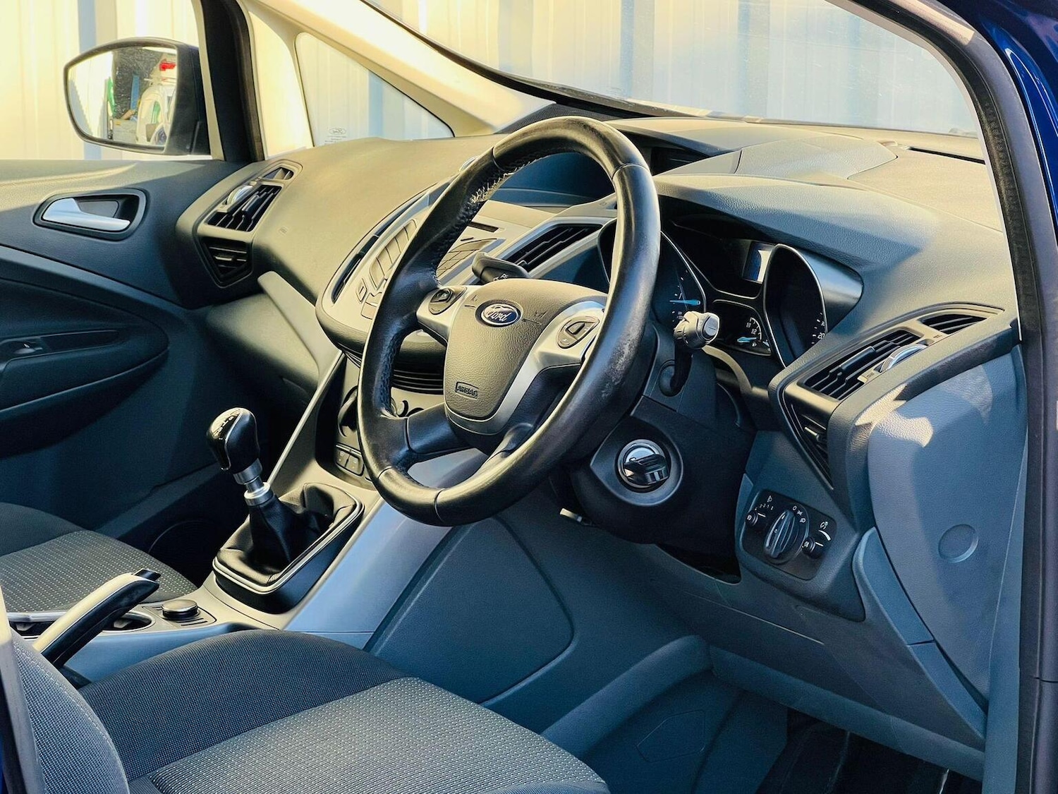 Used Ford C-Max 2015 for sale - 76769668: Photo 25