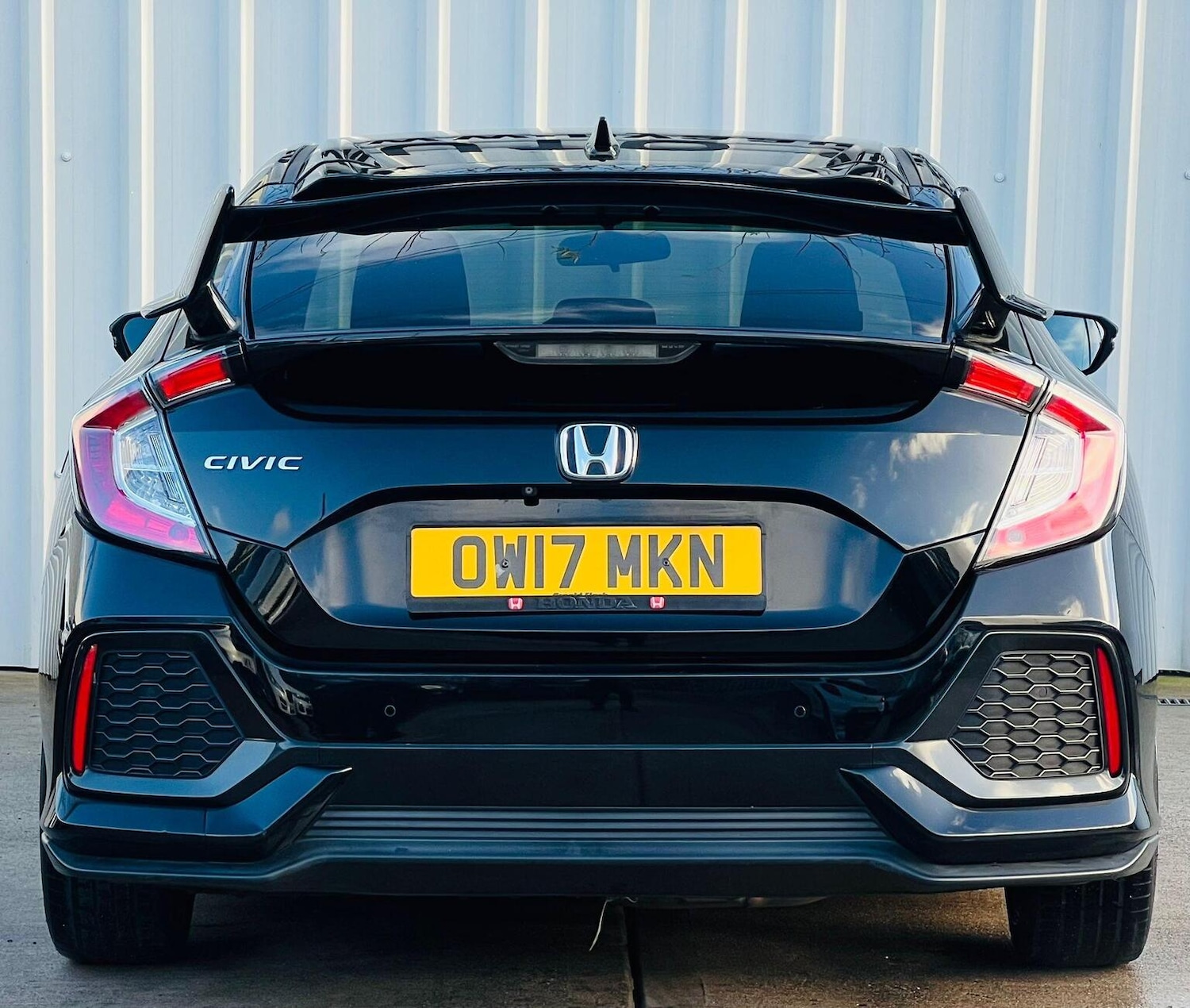 Used Honda Civic 2017 for sale - 77059798: Photo 11