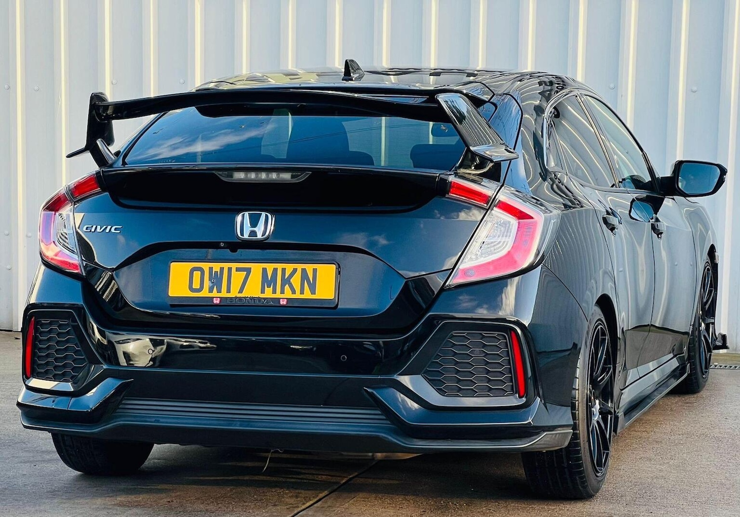 Used Honda Civic 2017 for sale - 77059798: Photo 15