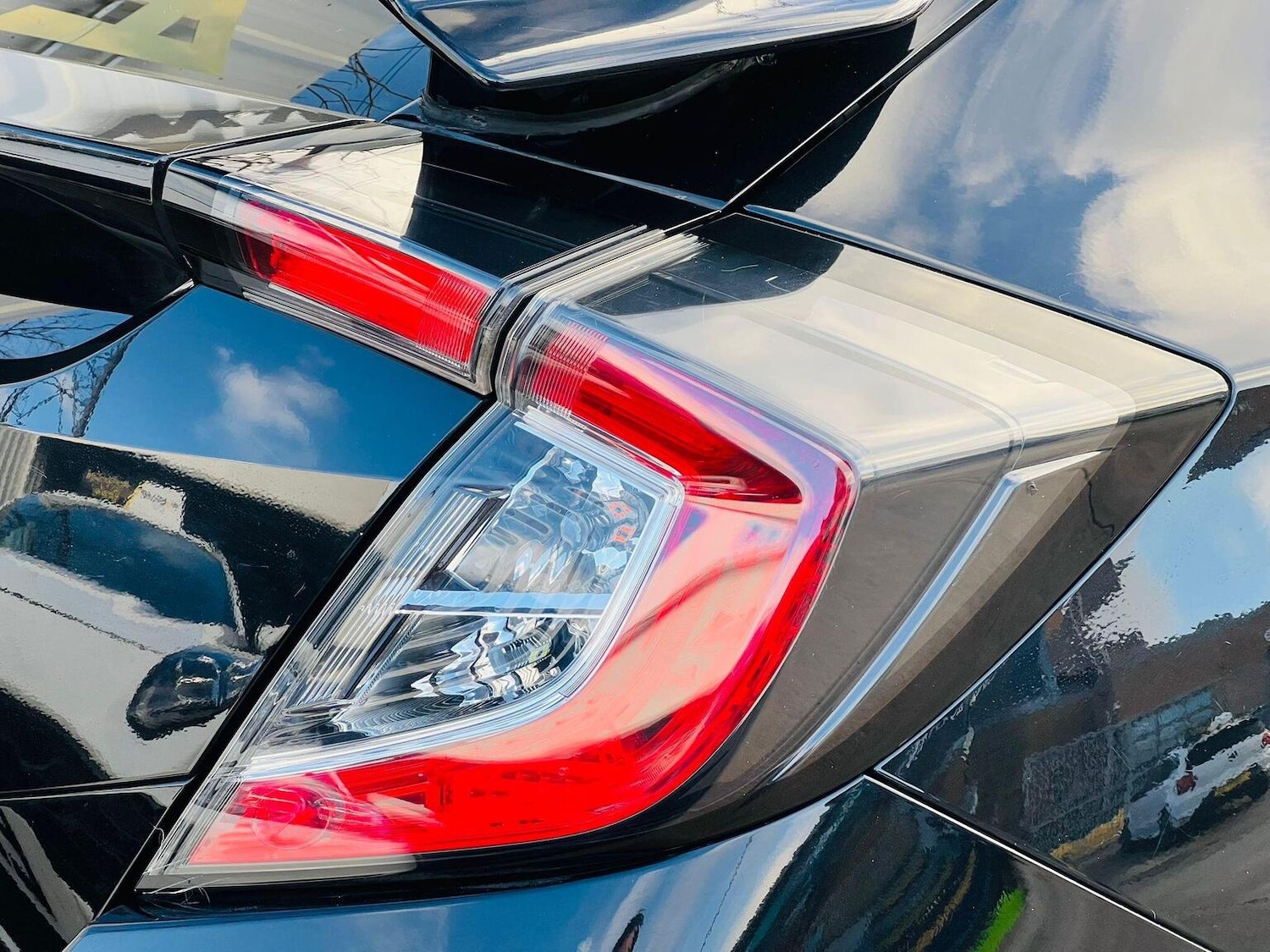 Used Honda Civic 2017 for sale - 77059798: Photo 29