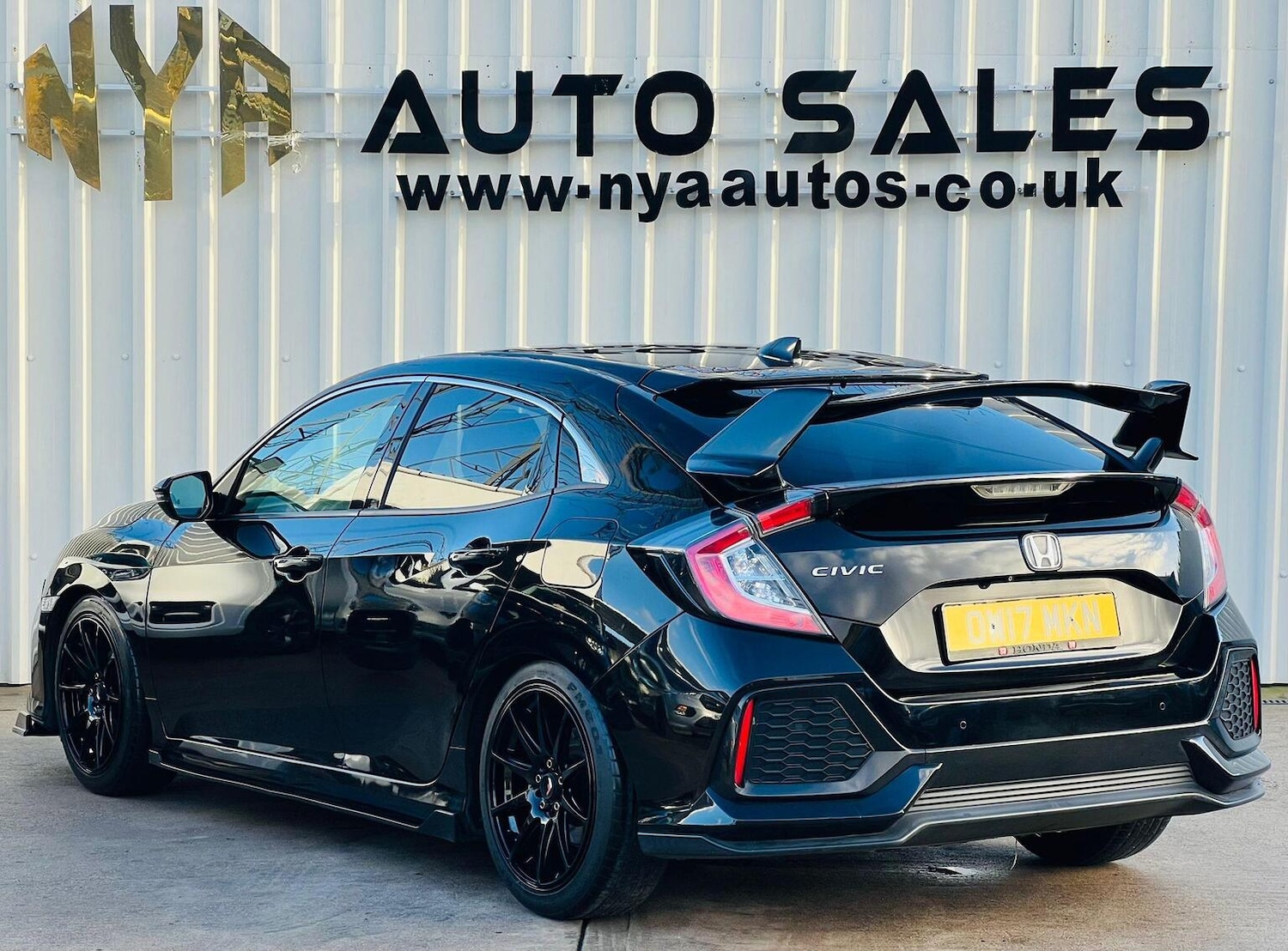 Used Honda Civic 2017 for sale - 77059798: Photo 5