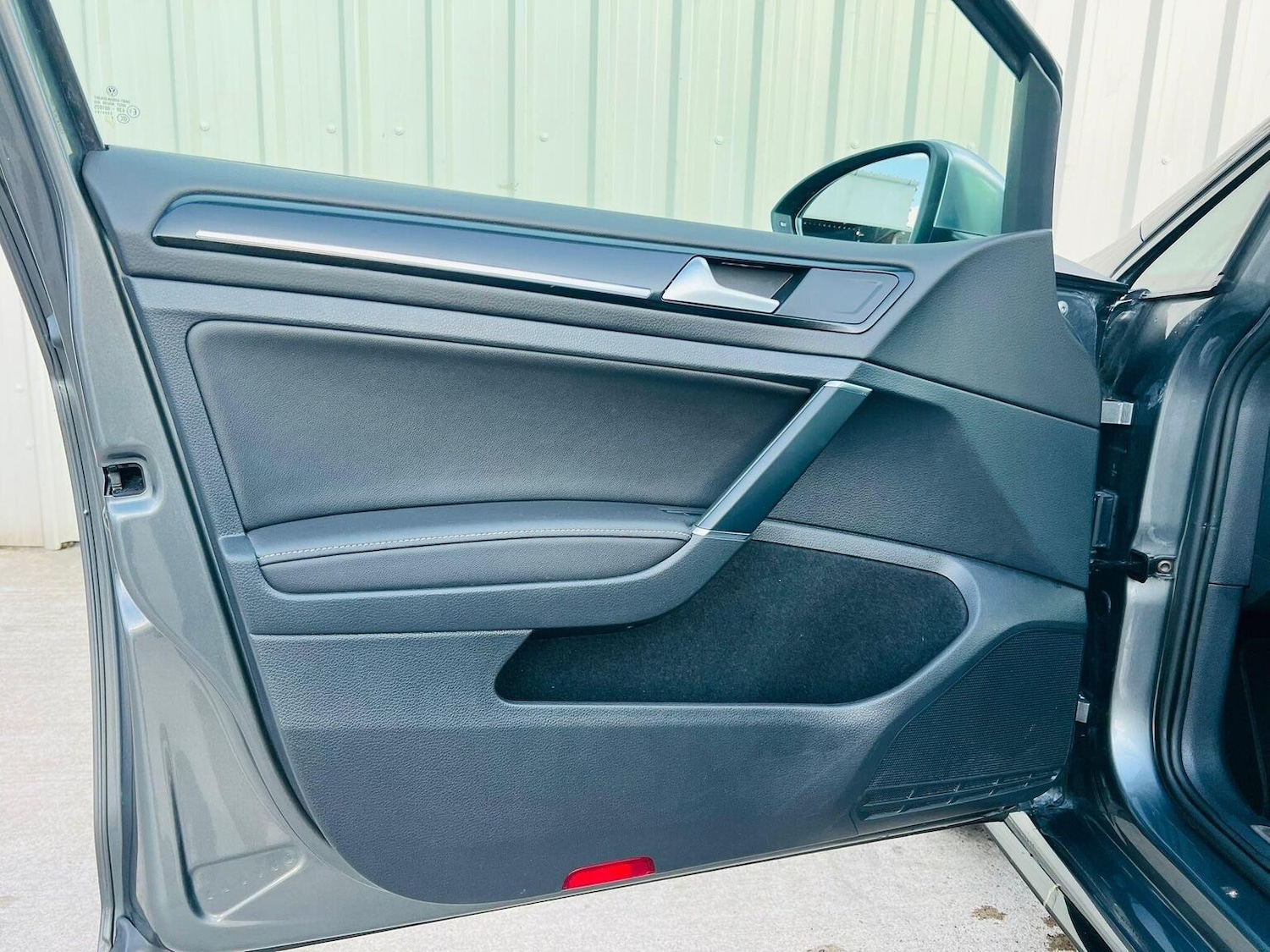 Used Volkswagen Golf 2019 for sale - 78098231: Photo 27