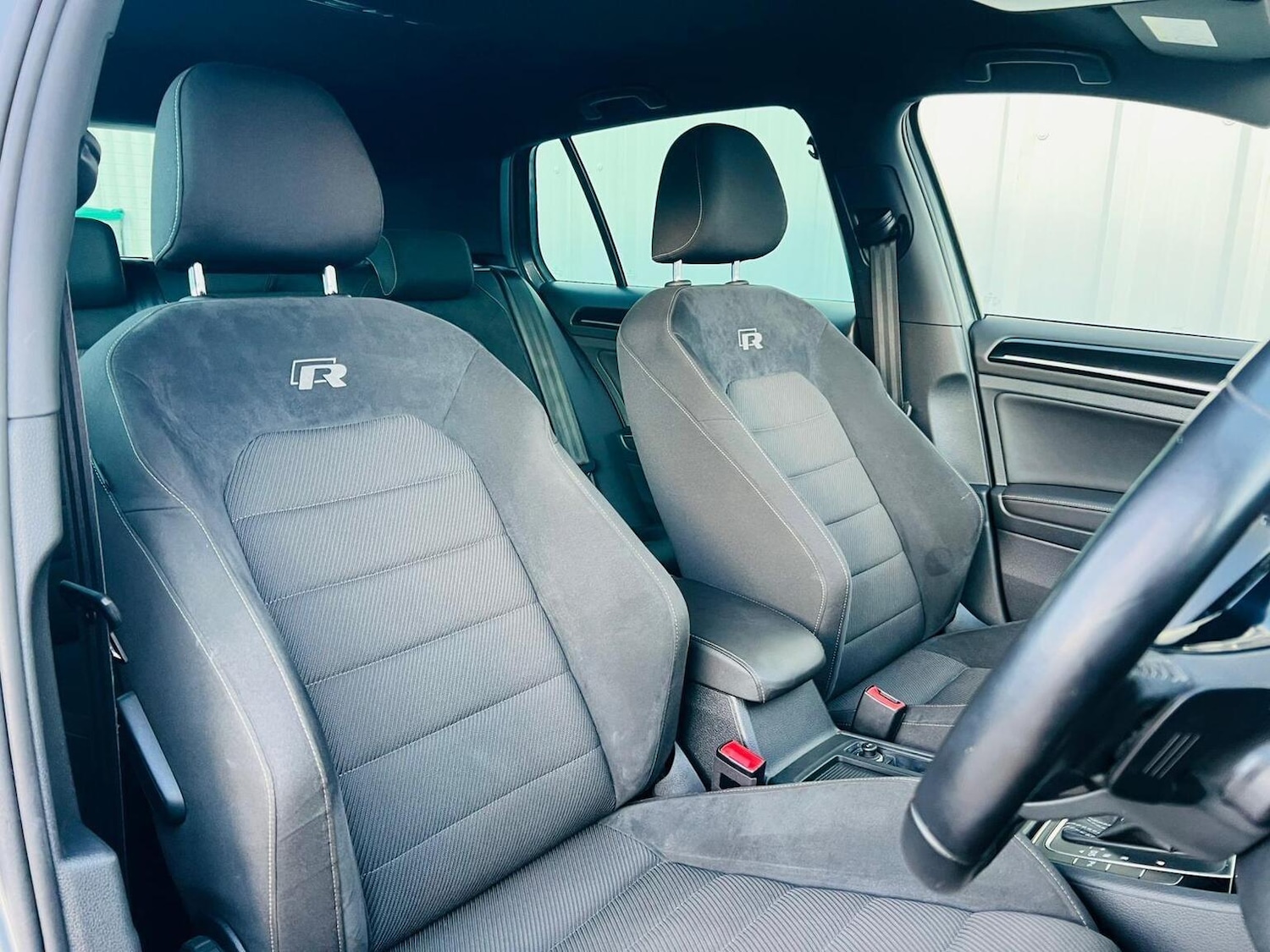 Used Volkswagen Golf 2019 for sale - 78098231: Photo 32