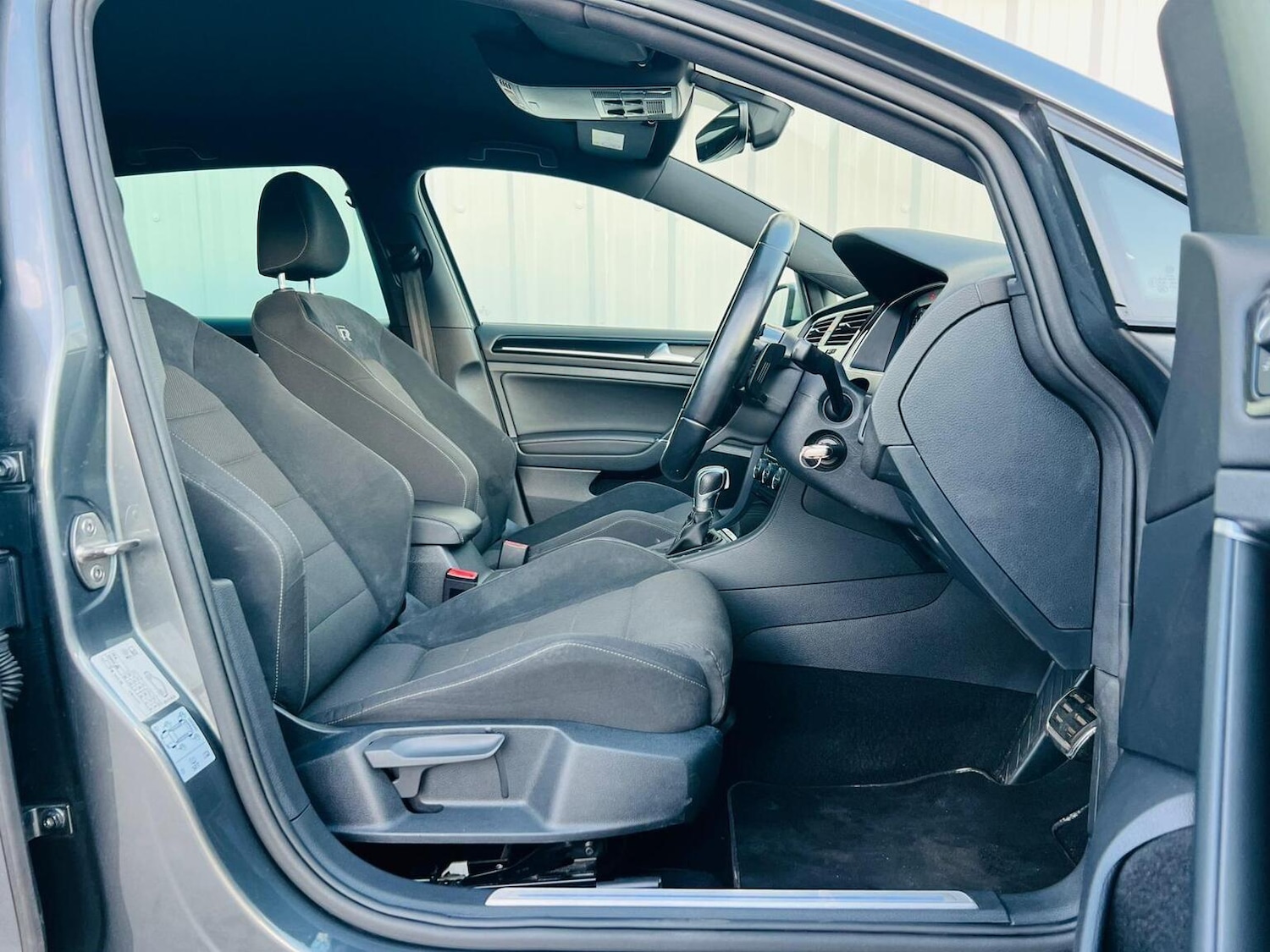 Used Volkswagen Golf 2019 for sale - 78098231: Photo 34