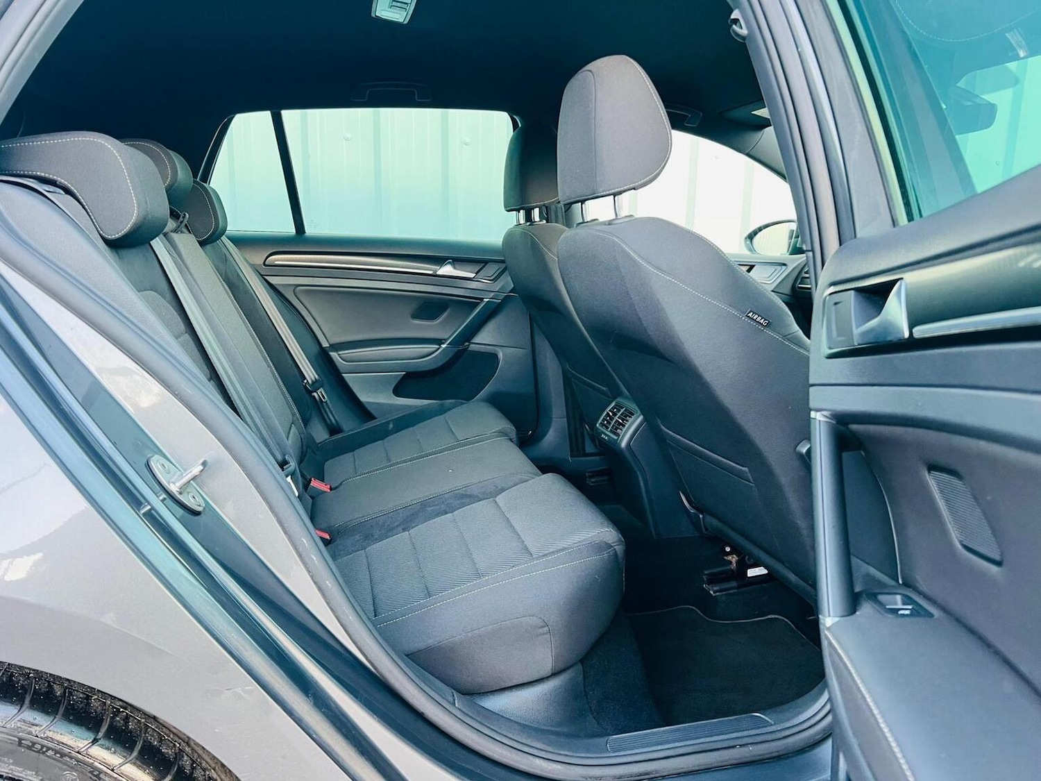 Used Volkswagen Golf 2019 for sale - 78098231: Photo 35