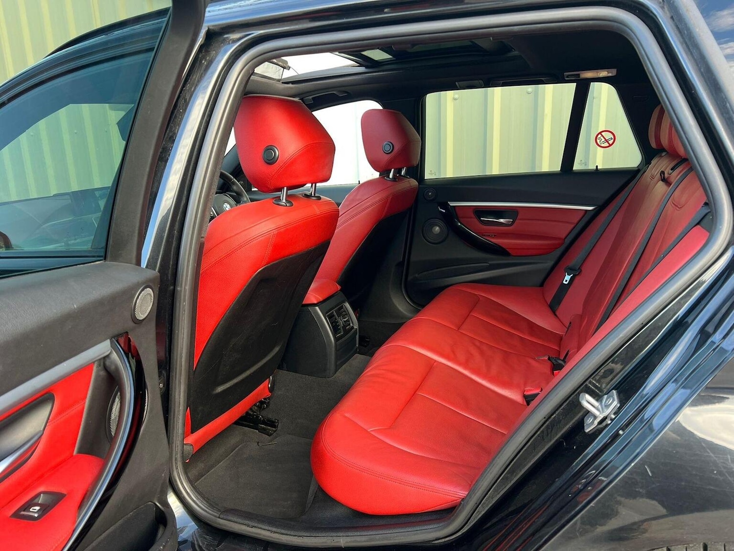 Used BMW 3 Series 2016 for sale - 76904675: Photo 27