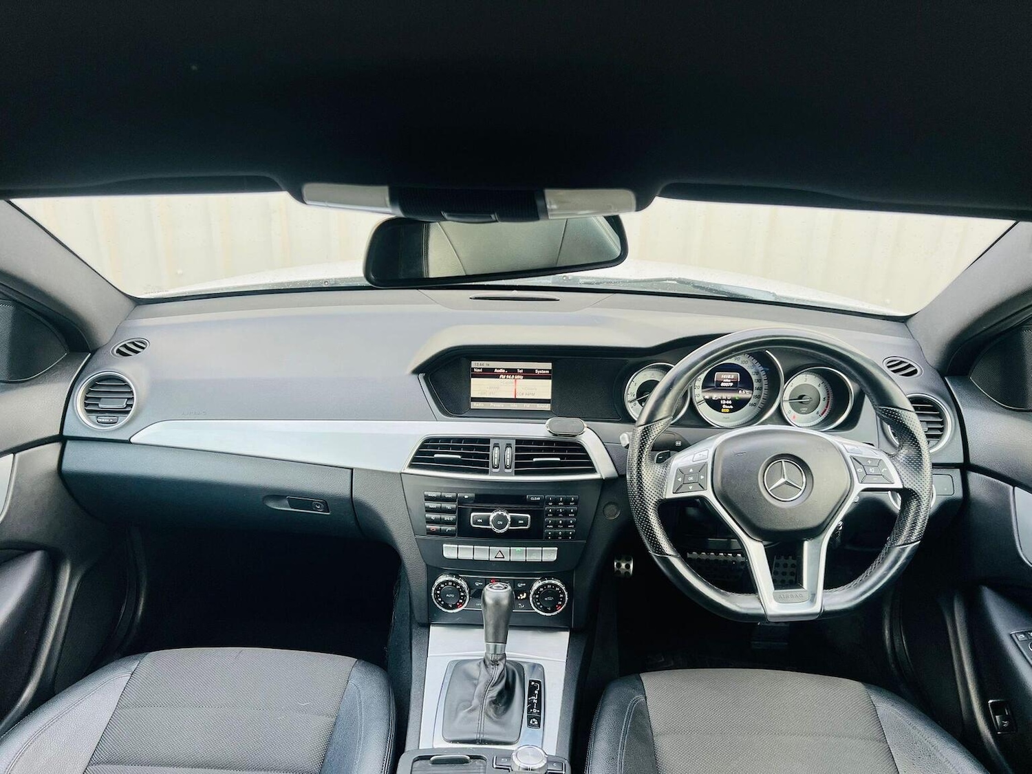 Used Mercedes-Benz C Class 2012 for sale - 76751806: Photo 39