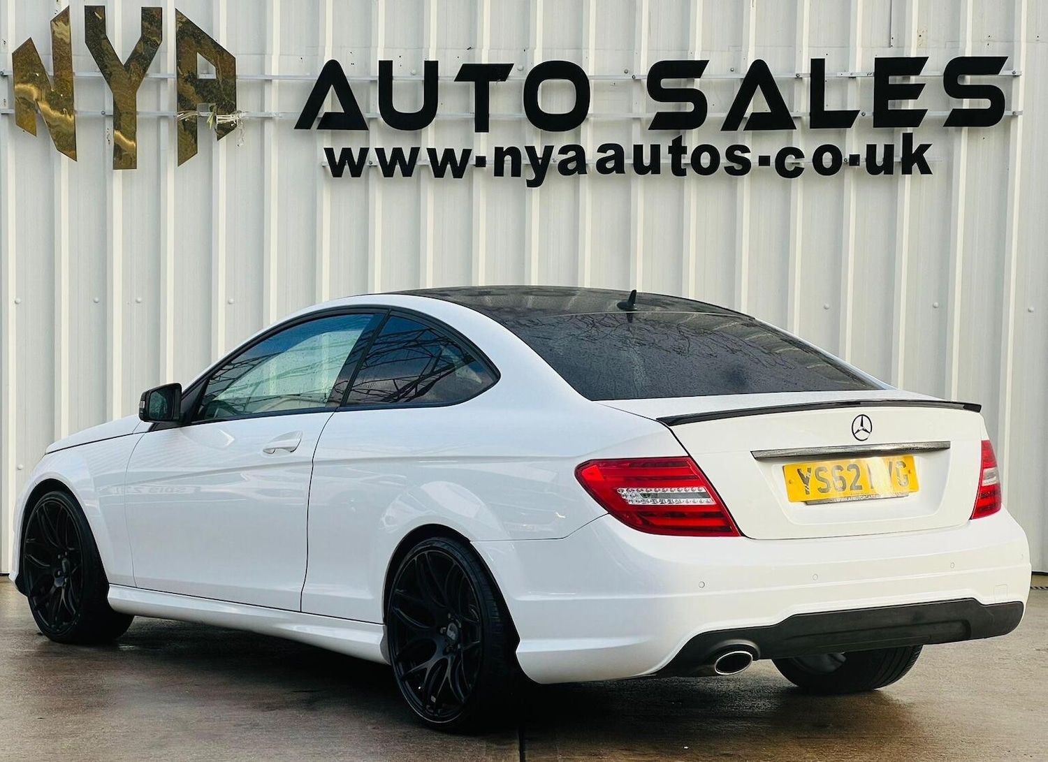 Used Mercedes-Benz C Class 2012 for sale - 76751806: Photo 4