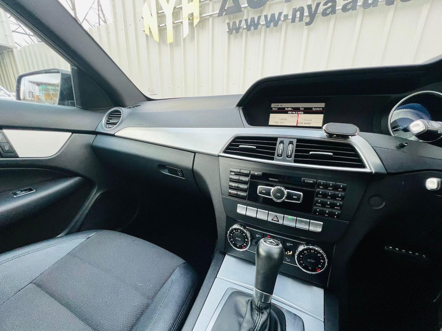 Used Mercedes-Benz C Class 2012 for sale - 76751806: Photo 41