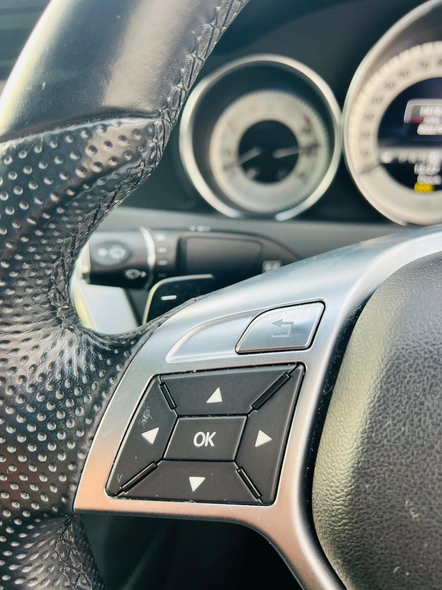 Used Mercedes-Benz C Class 2012 for sale - 76751806: Photo 42