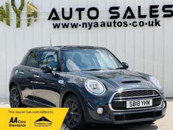 Used MINI Hatch 2018 for sale - 74757444: Photo