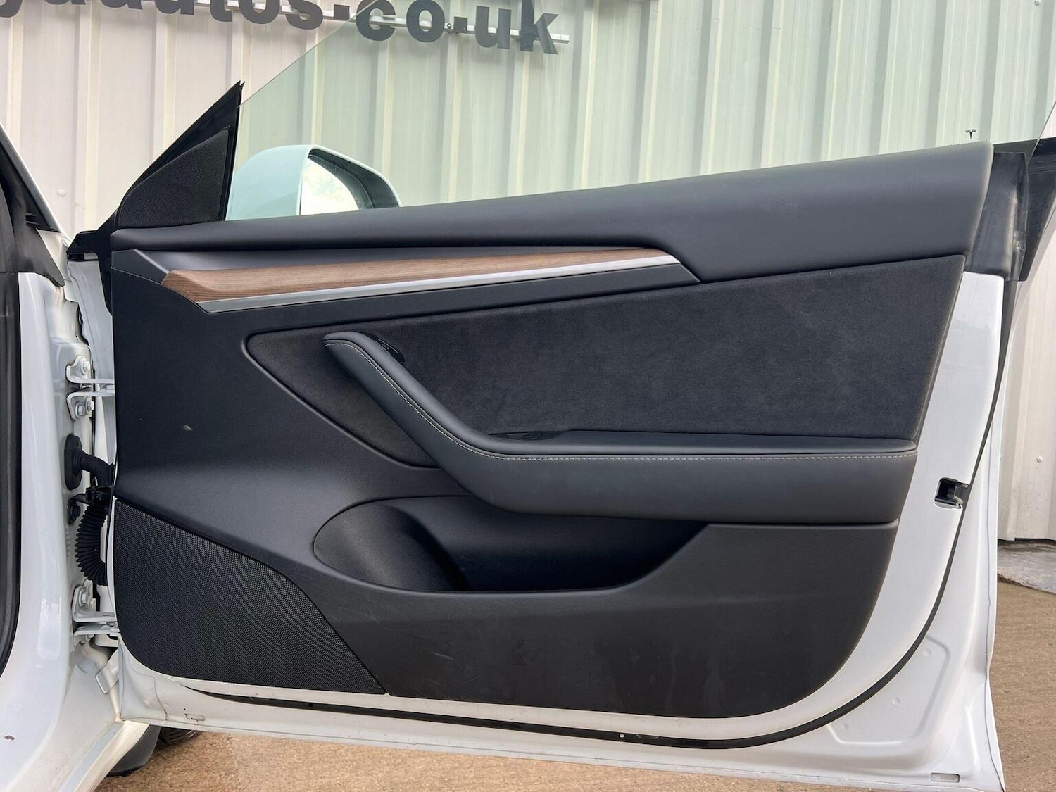 Used Tesla Model 3 2021 for sale - 77289176: Photo 28