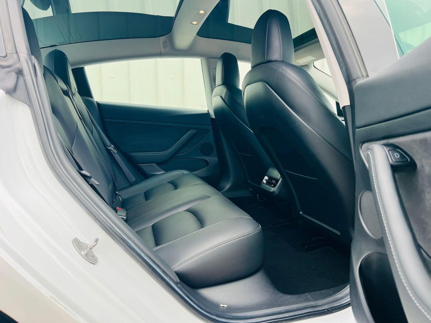 Used Tesla Model 3 2021 for sale - 77289176: Photo 42