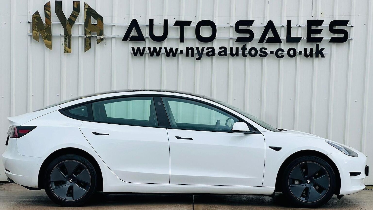 Used Tesla Model 3 2021 for sale - 77289176: Photo 9