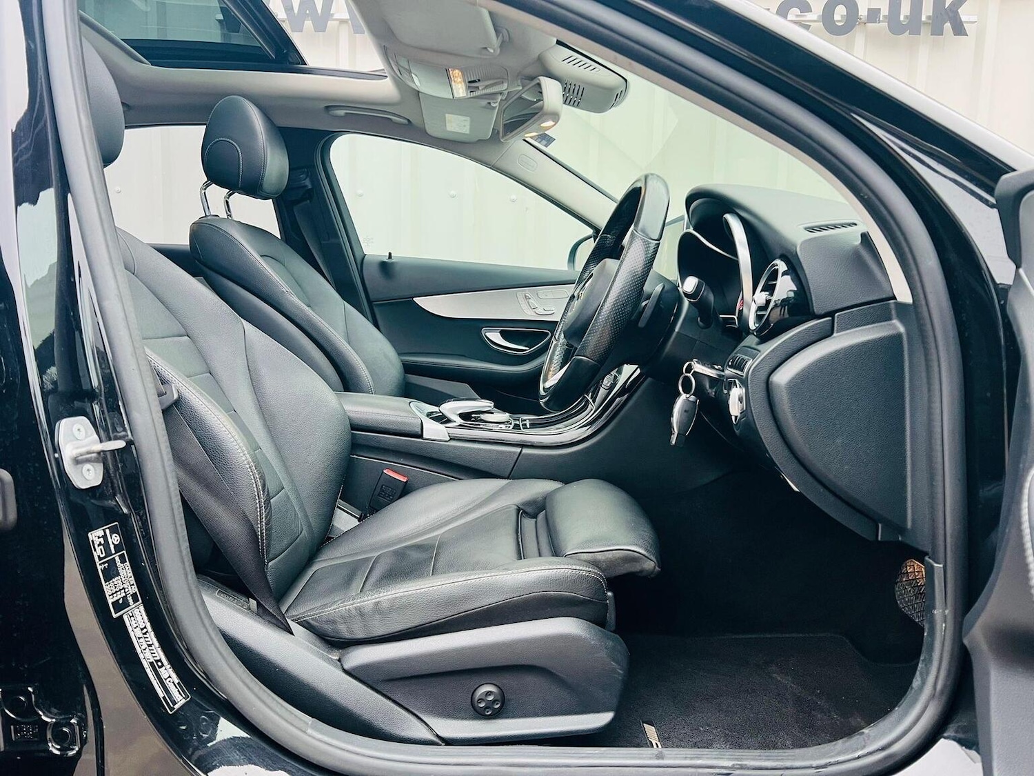 Used Mercedes-Benz C Class 2016 for sale - 76725640: Photo 23