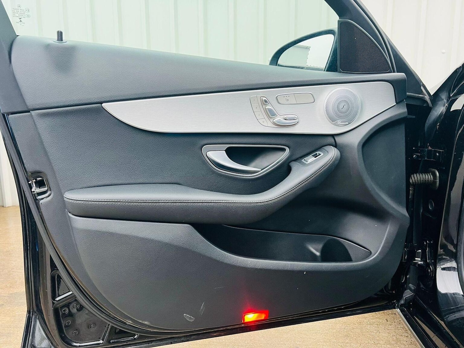 Used Mercedes-Benz C Class 2016 for sale - 76725640: Photo 31