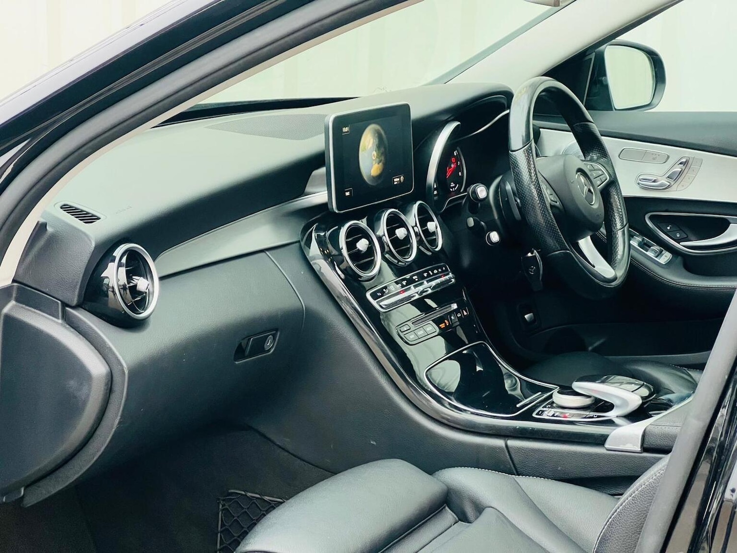 Used Mercedes-Benz C Class 2016 for sale - 76725640: Photo 44