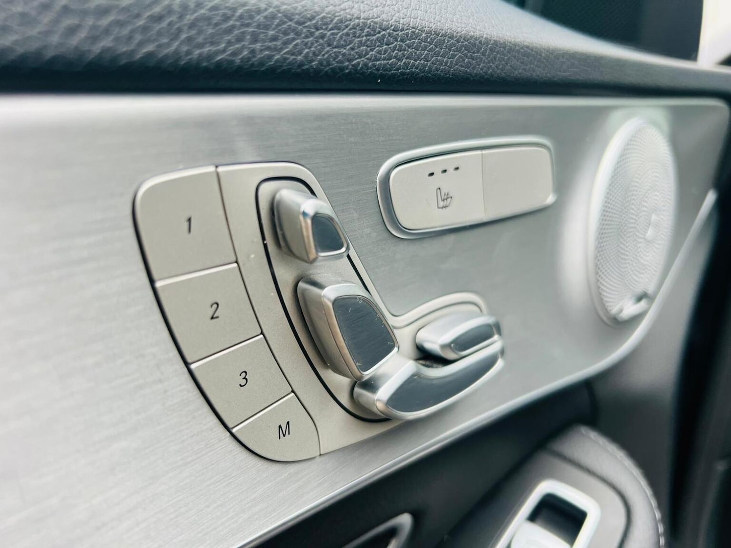 Used Mercedes-Benz C Class 2016 for sale - 76725640: Photo 48