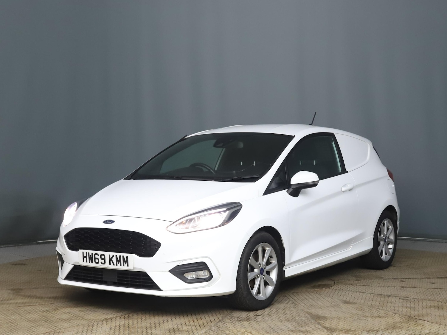 Used Ford Fiesta 2019 for sale - 77289366: Photo 2