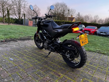 Used Husqvarna SVARTPILEN 401 2022 for sale - bike-77357440: Photo