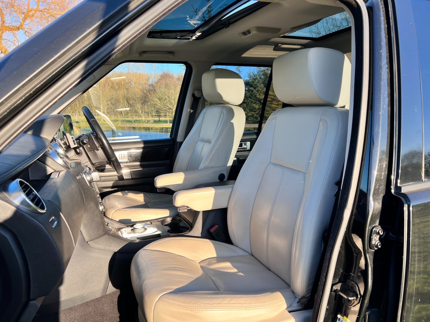 Used Land Rover Discovery 2013 for sale - 77053783: Photo 11