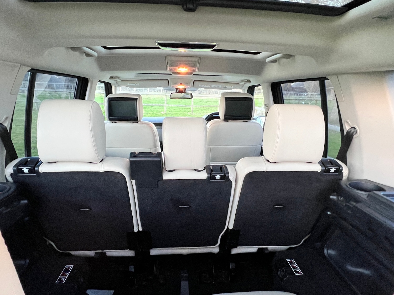 Used Land Rover Discovery 2013 for sale - 77053783: Photo 16