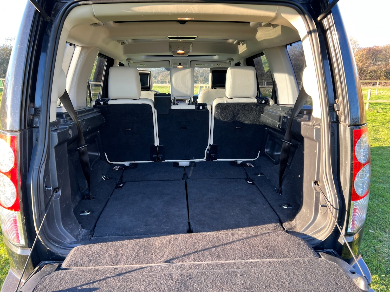 Used Land Rover Discovery 2013 for sale - 77053783: Photo 18