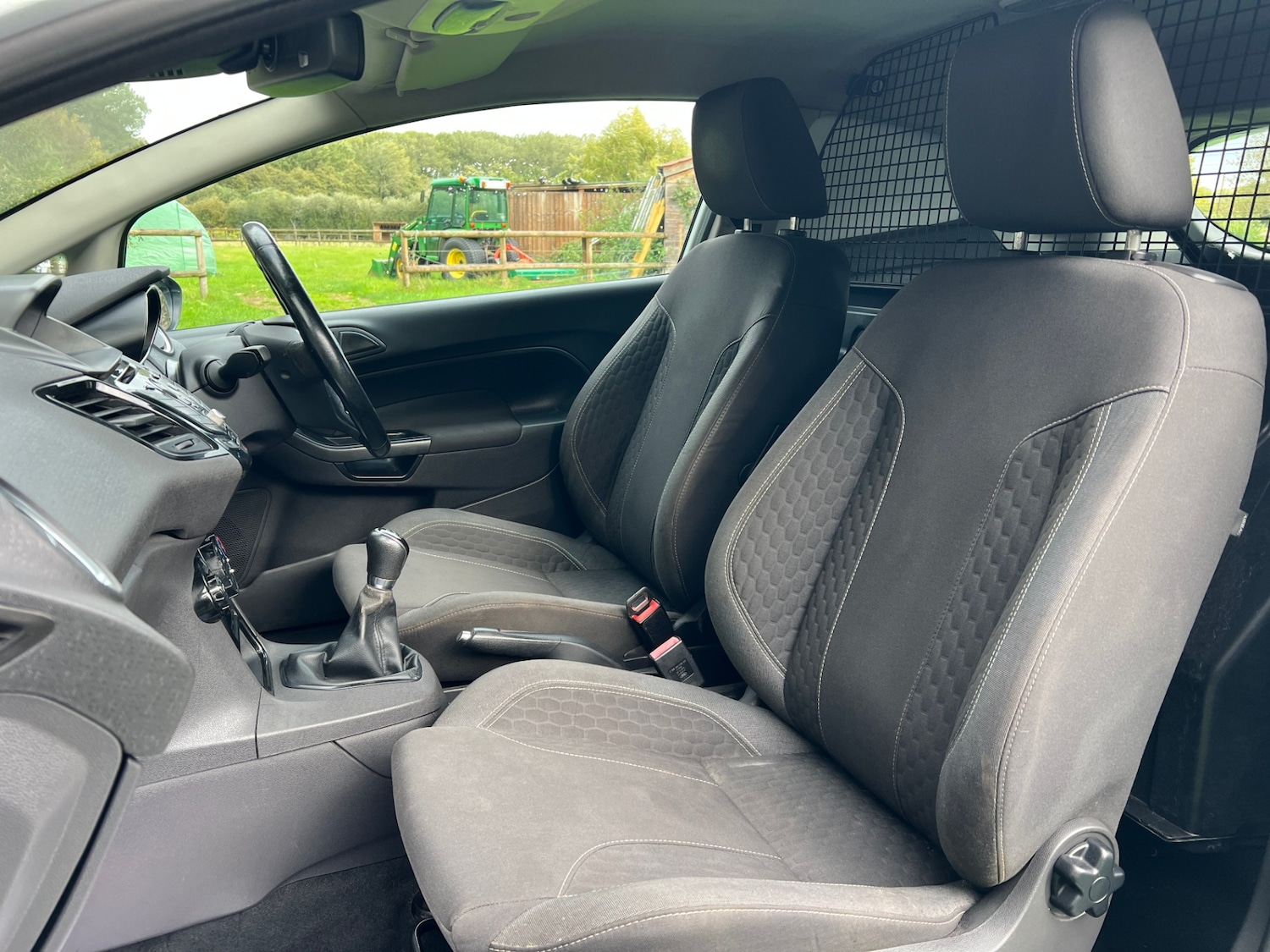 Used Ford Fiesta 2017 for sale - 77088351: Photo 10