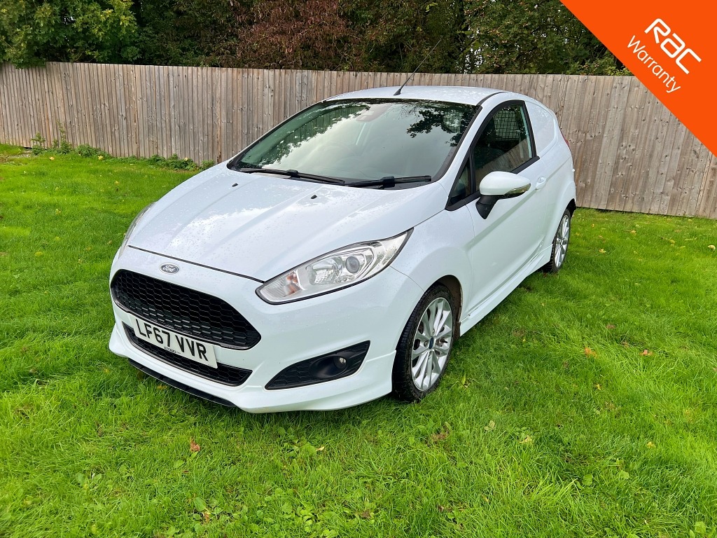 Used Ford Fiesta 2017 for sale - 77088351: Photo 2