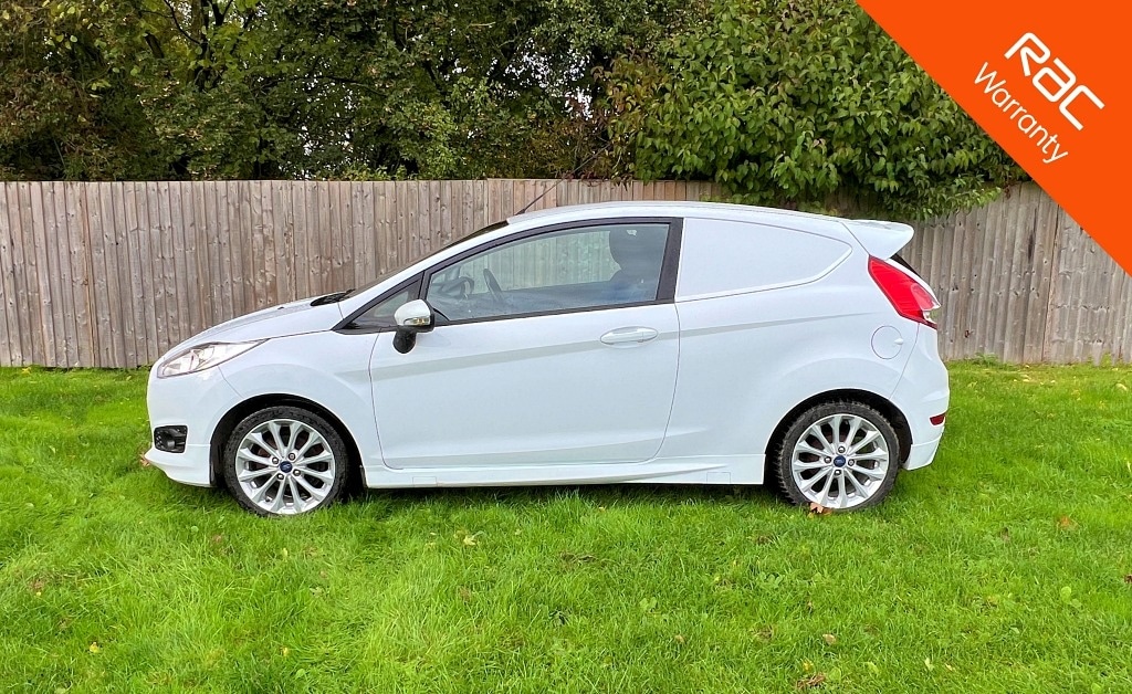 Used Ford Fiesta 2017 for sale - 77088351: Photo 8