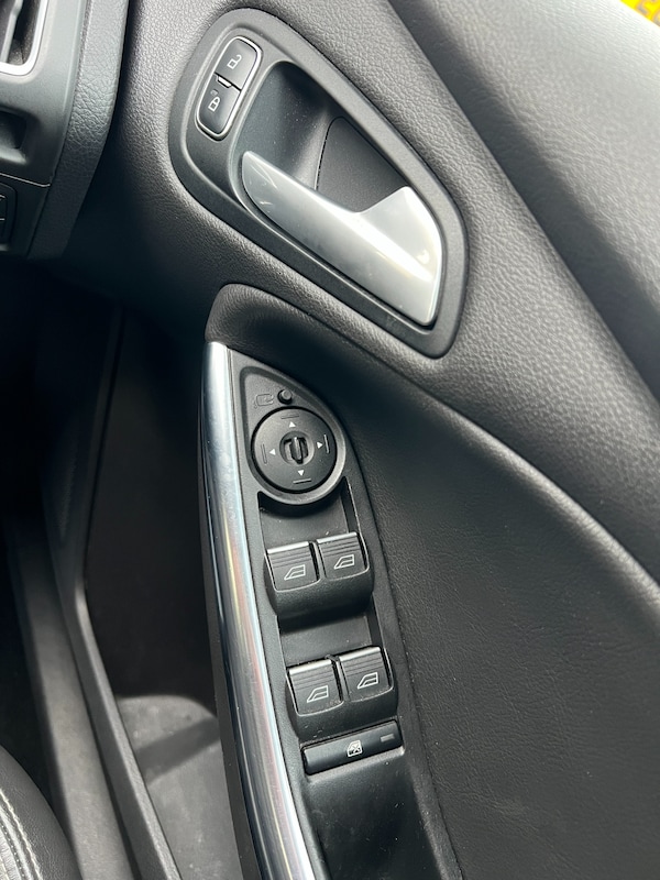 Used Ford Focus 2015 for sale - 76293462: Photo 16